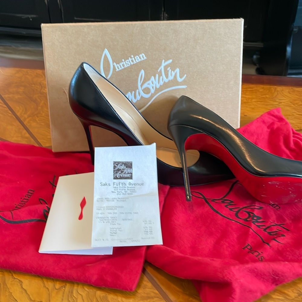 Christian Louboutin Kate 100 Nappa Shiny High Heels size 39 4” heels